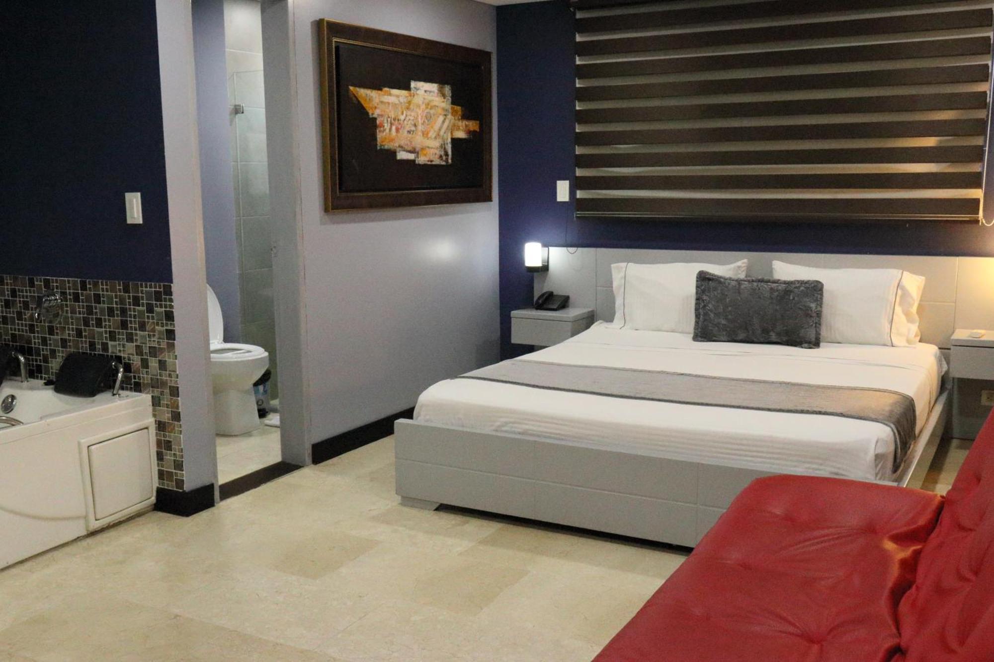 Hotel Lleras 10 Меделин Екстериор снимка
