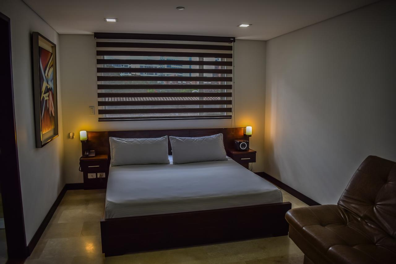 Hotel Lleras 10 Меделин Екстериор снимка