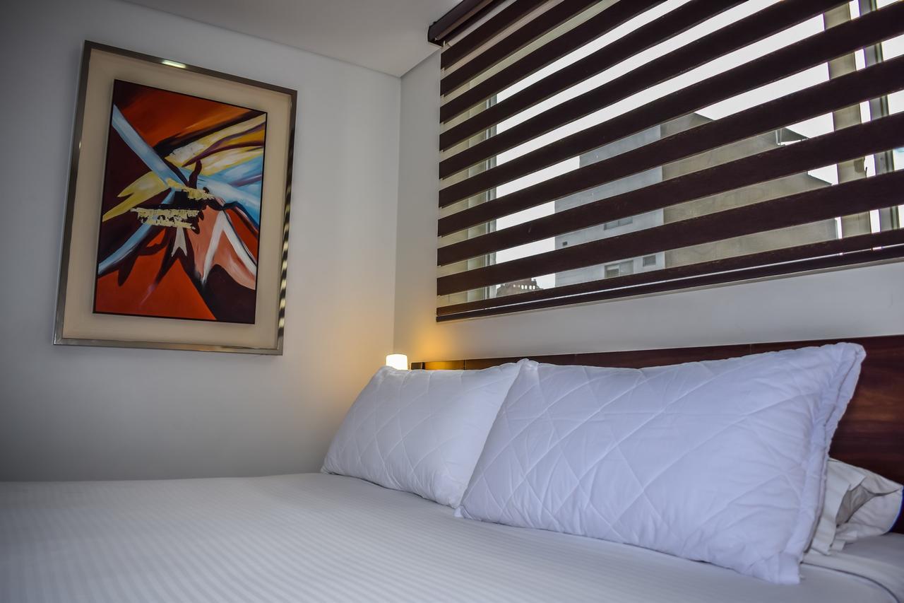 Hotel Lleras 10 Меделин Екстериор снимка